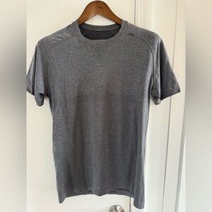 Gray Men's Lululemon Metal Vent Tech (S)